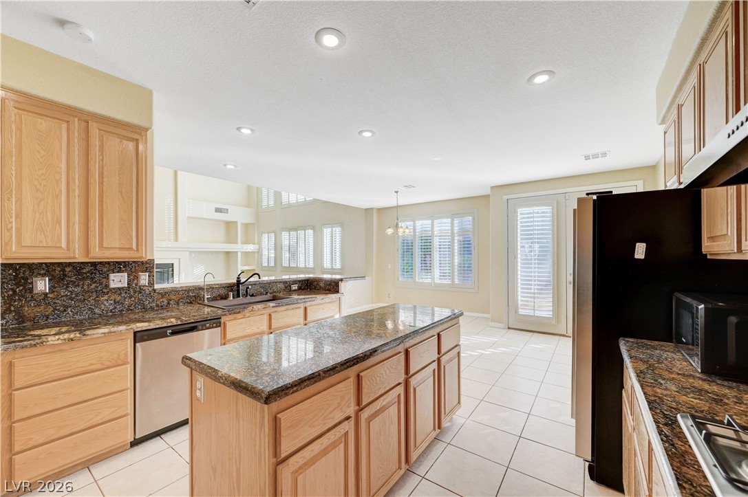8901 Goldstone Avenue Las Vegas NV 89143