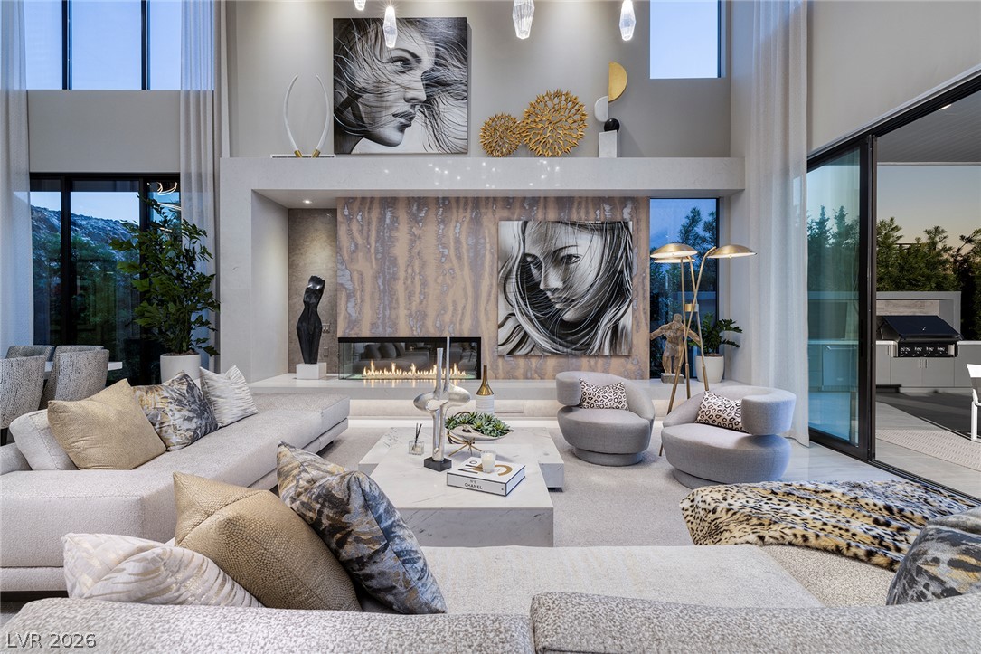 527 Overlook Rim Drive Henderson NV 89012