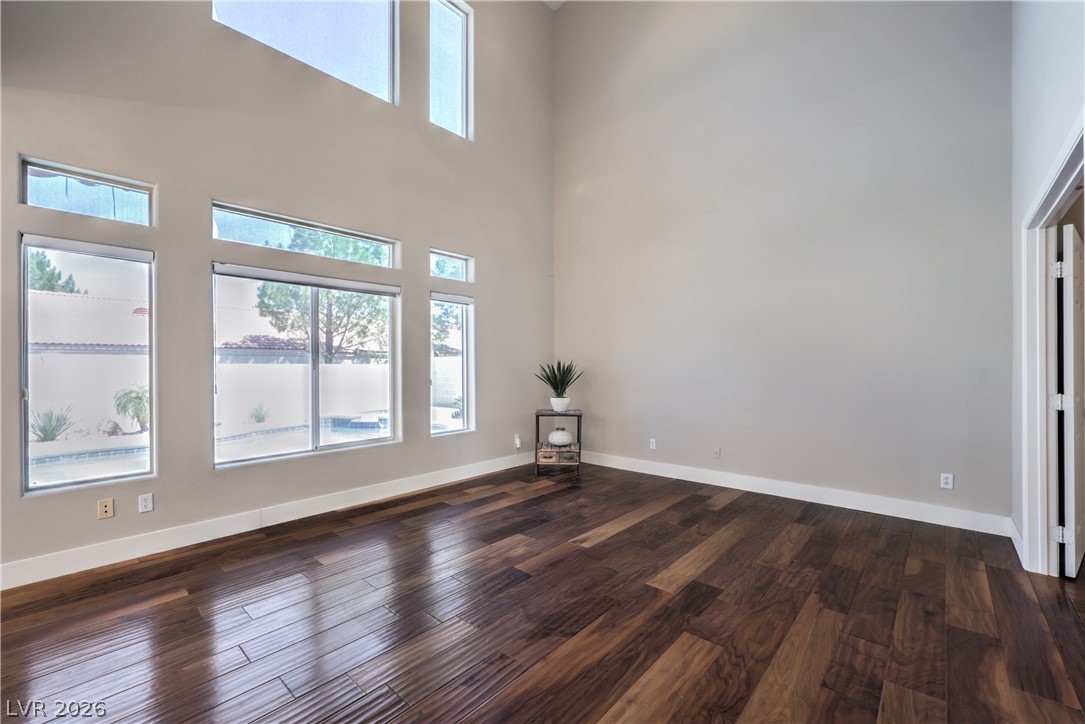 4722 Lomas Santa Fe Street Las Vegas NV 89147