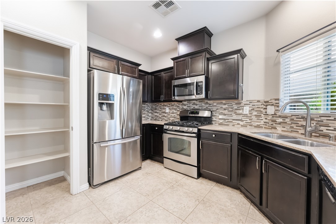 9526 Vega Carpio Avenue Las Vegas NV 89178