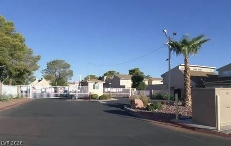 5128 Garden Lane D Las Vegas NV 89119