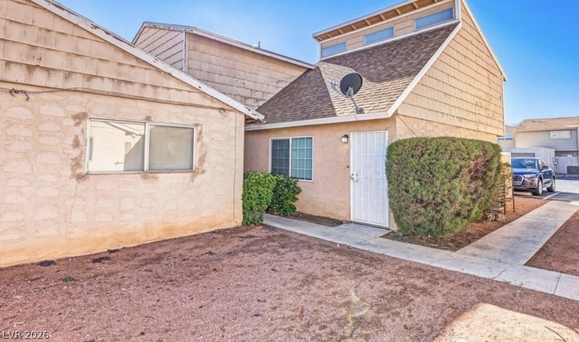 5128 Garden Lane D Las Vegas NV 89119