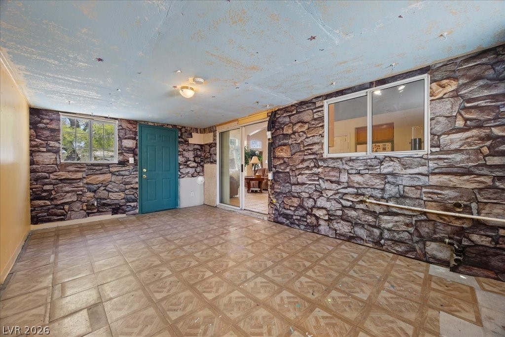 2821 Porcupine Flat Street Las Vegas NV 89108