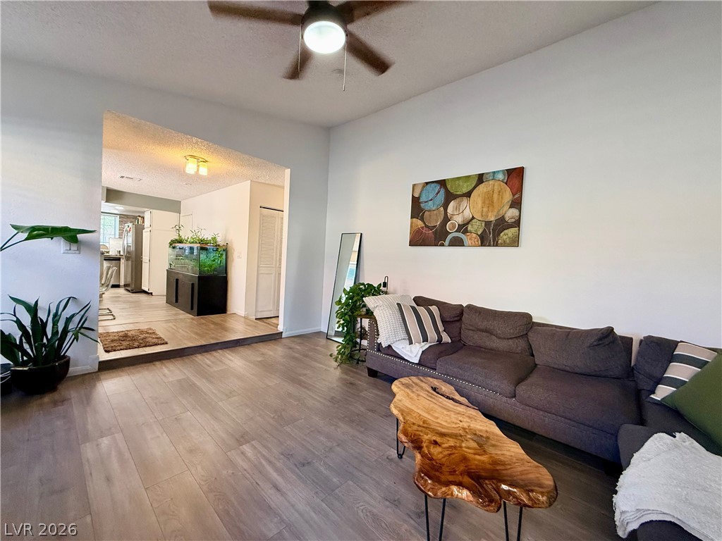 6408 Deadwood Road Las Vegas NV 89108
