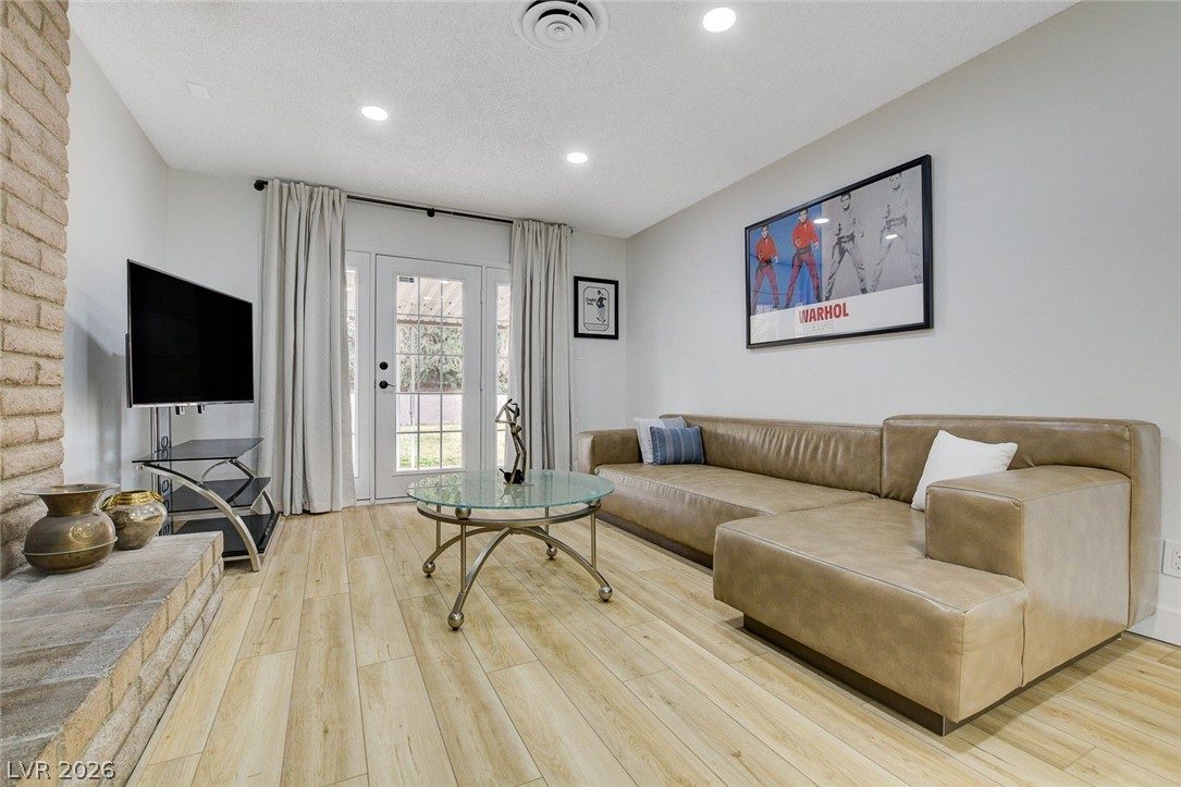 4273 Hazelcrest Drive Las Vegas NV 89121