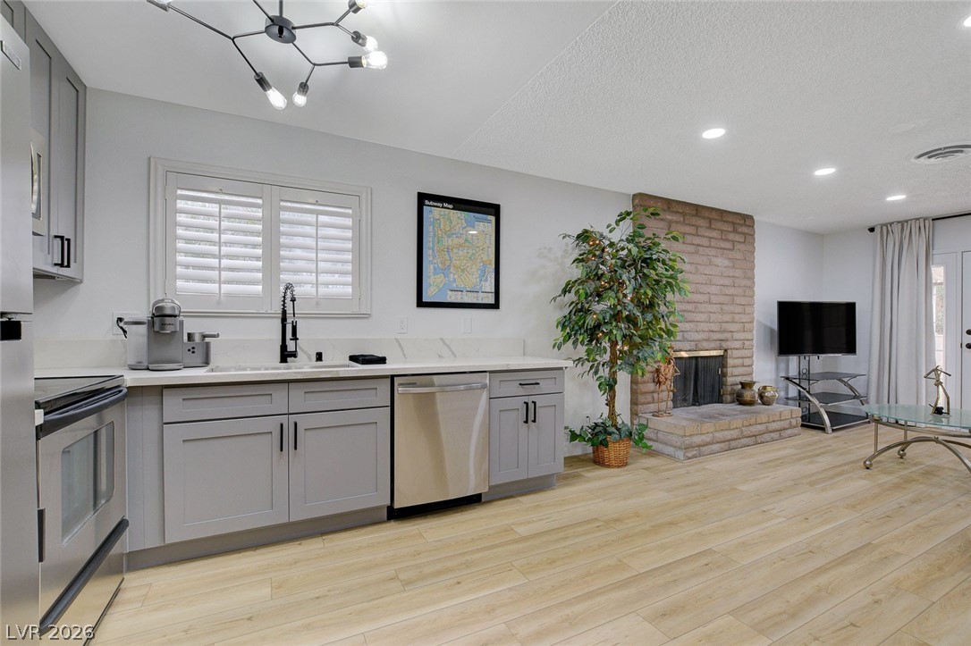 4273 Hazelcrest Drive Las Vegas NV 89121
