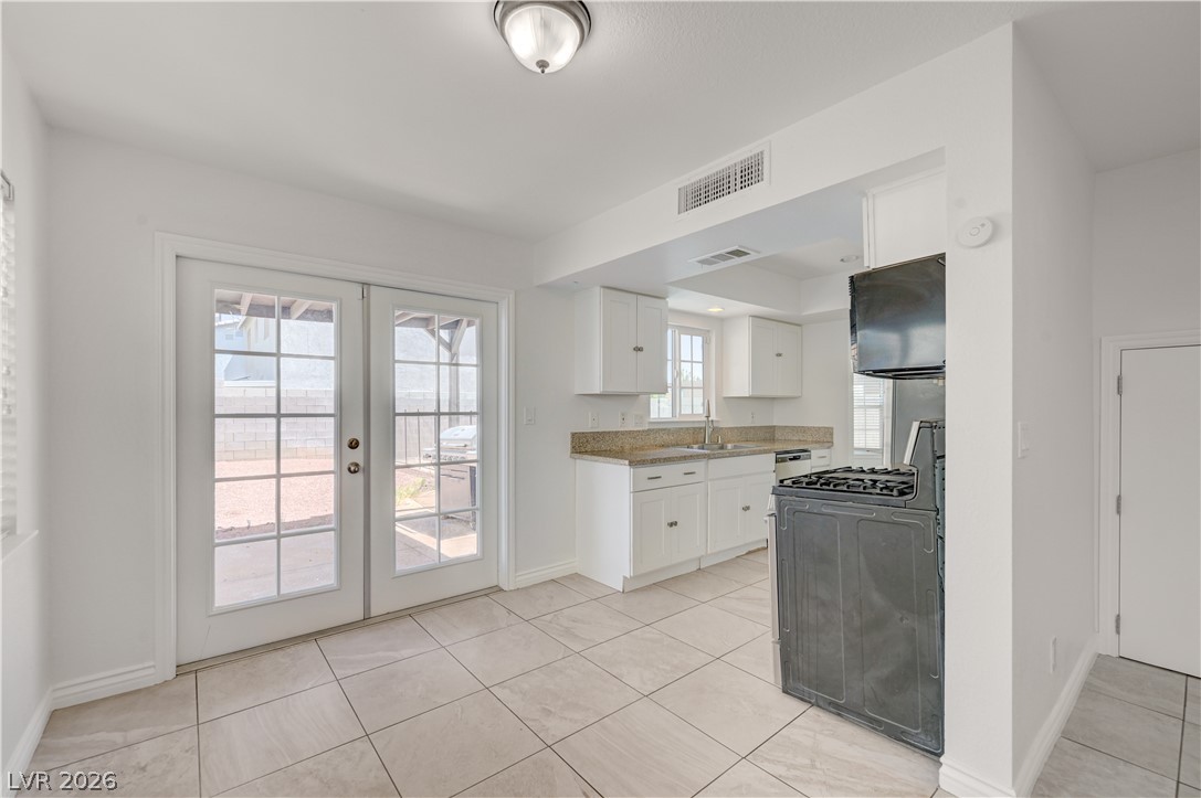 6348 Copperfield Avenue Las Vegas NV 89108