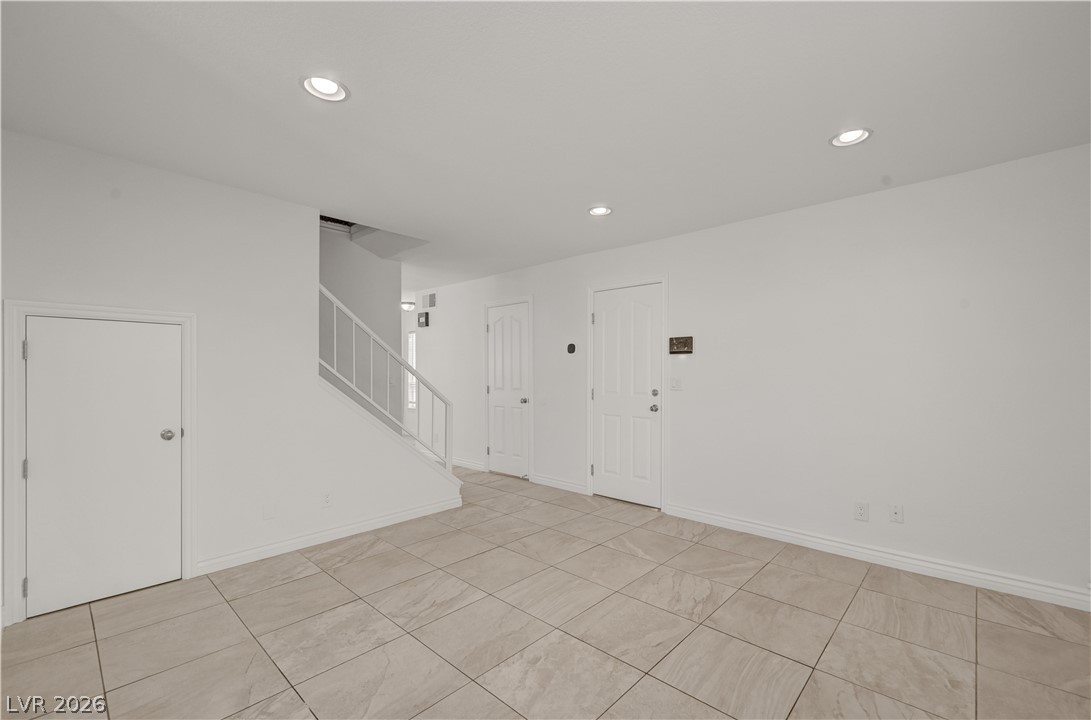 6348 Copperfield Avenue Las Vegas NV 89108
