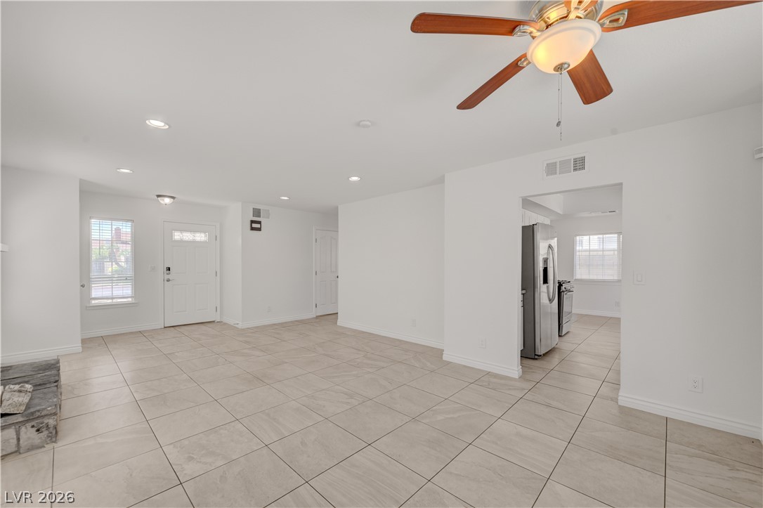 6348 Copperfield Avenue Las Vegas NV 89108