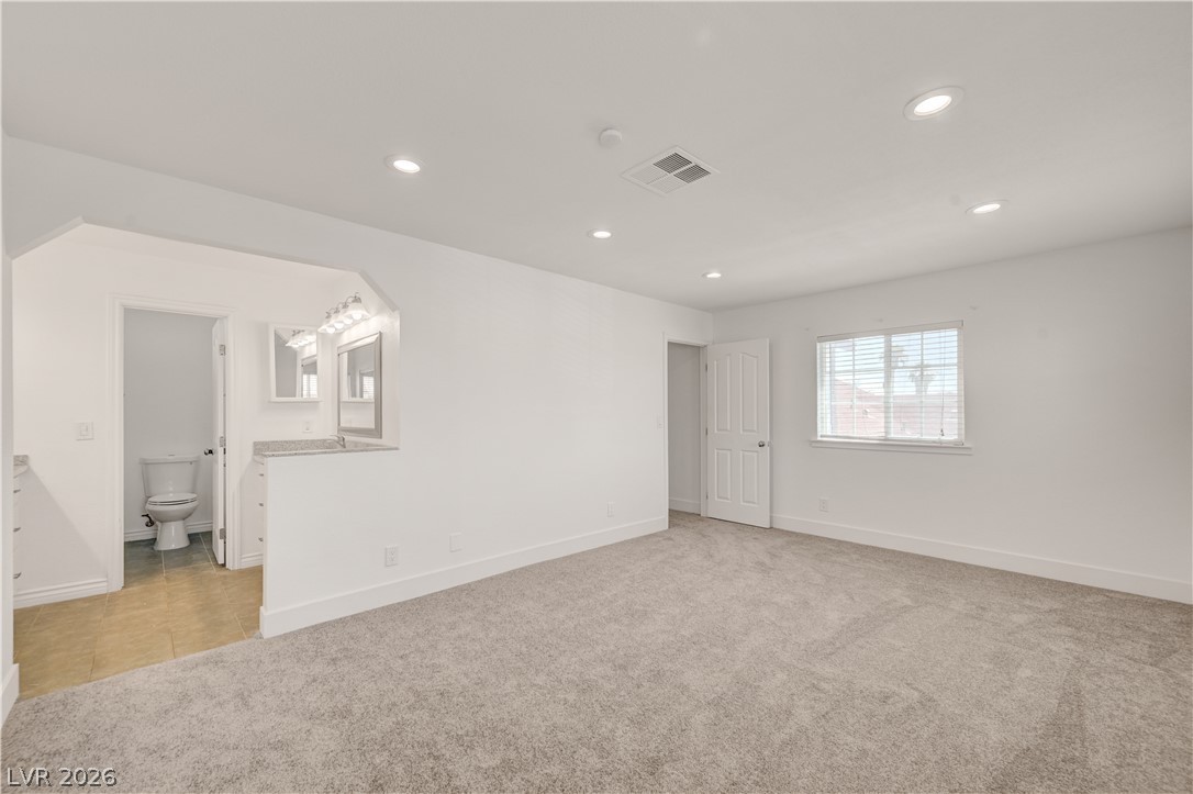 6348 Copperfield Avenue Las Vegas NV 89108