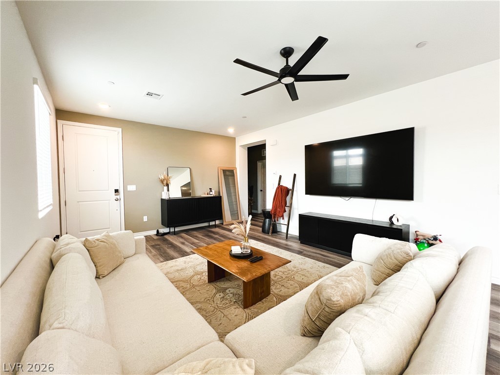 9482 Noble Fir Ridge Avenue Las Vegas NV 89143