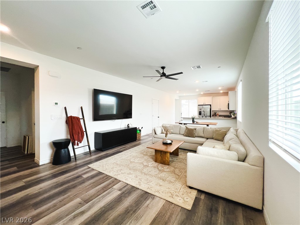 9482 Noble Fir Ridge Avenue Las Vegas NV 89143