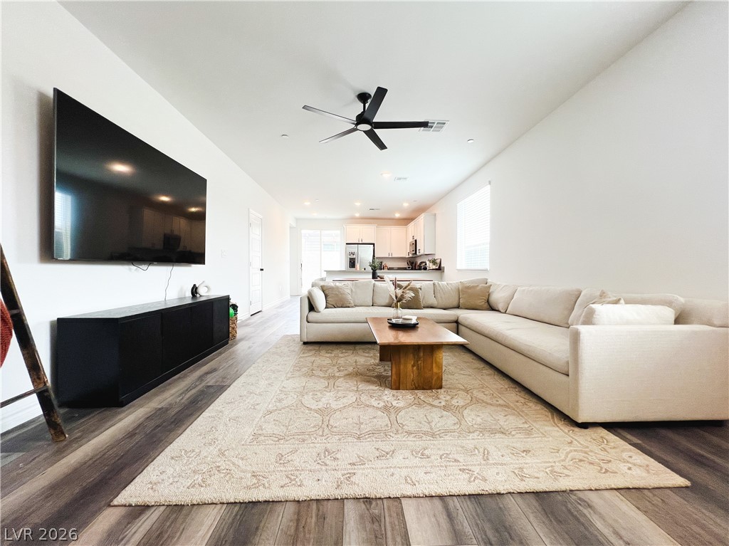 9482 Noble Fir Ridge Avenue Las Vegas NV 89143