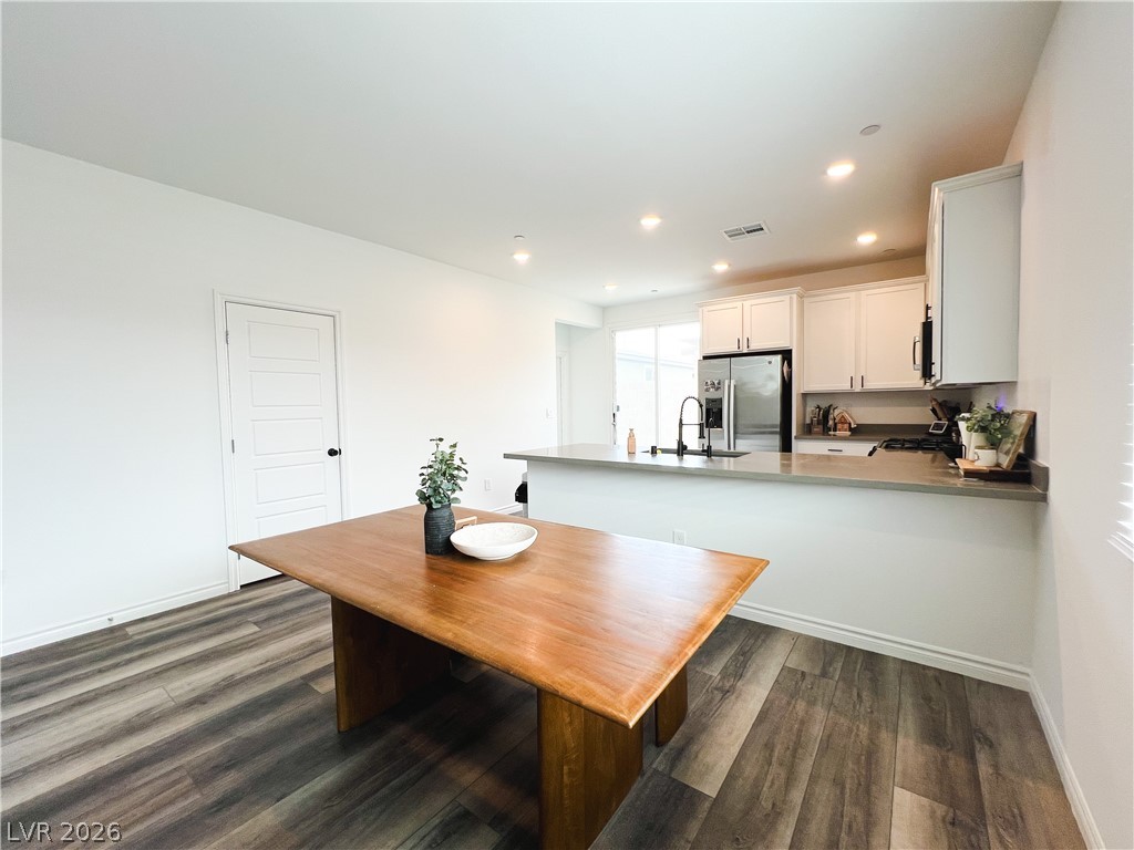 9482 Noble Fir Ridge Avenue Las Vegas NV 89143