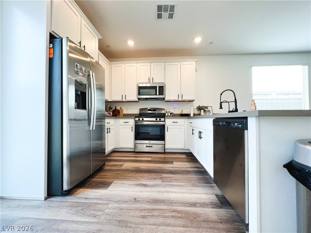 9482 Noble Fir Ridge Avenue Las Vegas NV 89143