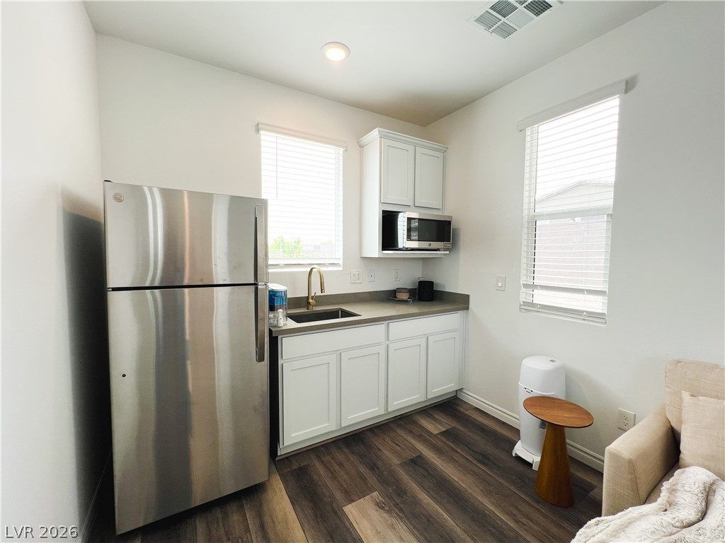 9482 Noble Fir Ridge Avenue Las Vegas NV 89143