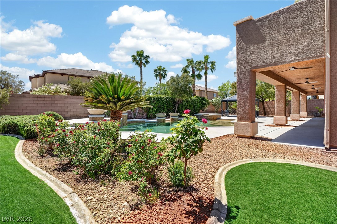 379 Autumn Hue Avenue Las Vegas NV 89123