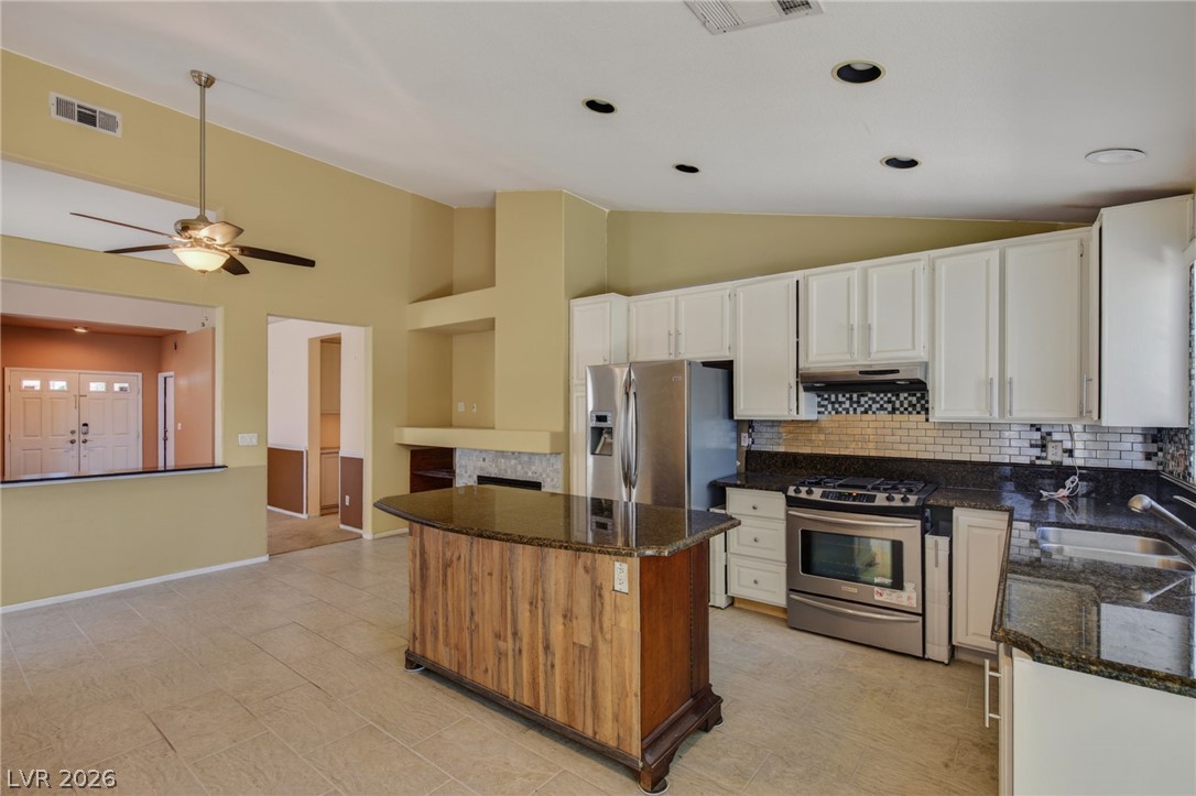 4566 New Dupell Way Las Vegas NV 89147