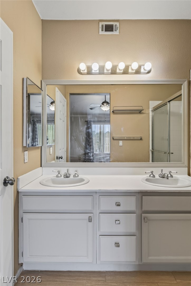 4566 New Dupell Way Las Vegas NV 89147