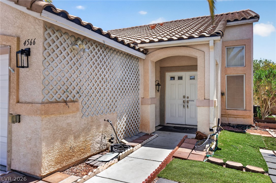 4566 New Dupell Way Las Vegas NV 89147