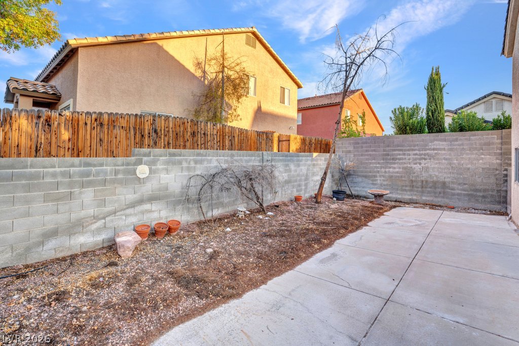 4321 Coyote Crest Court Las Vegas NV 89147