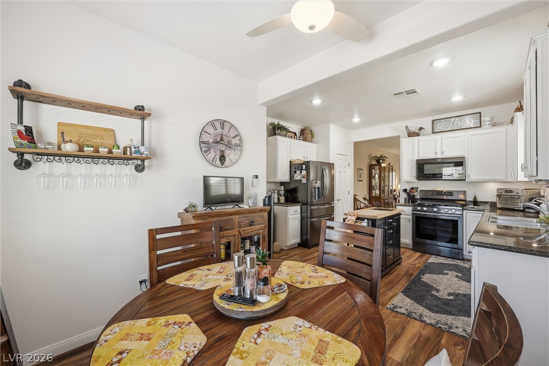 2373 Desert Sparrow Avenue North Las Vegas NV 89084