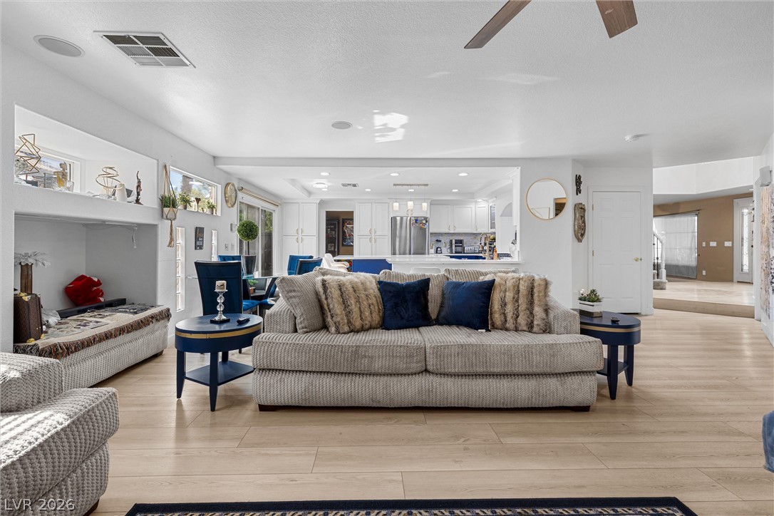 8086 Avalon Island Street Las Vegas NV 89139