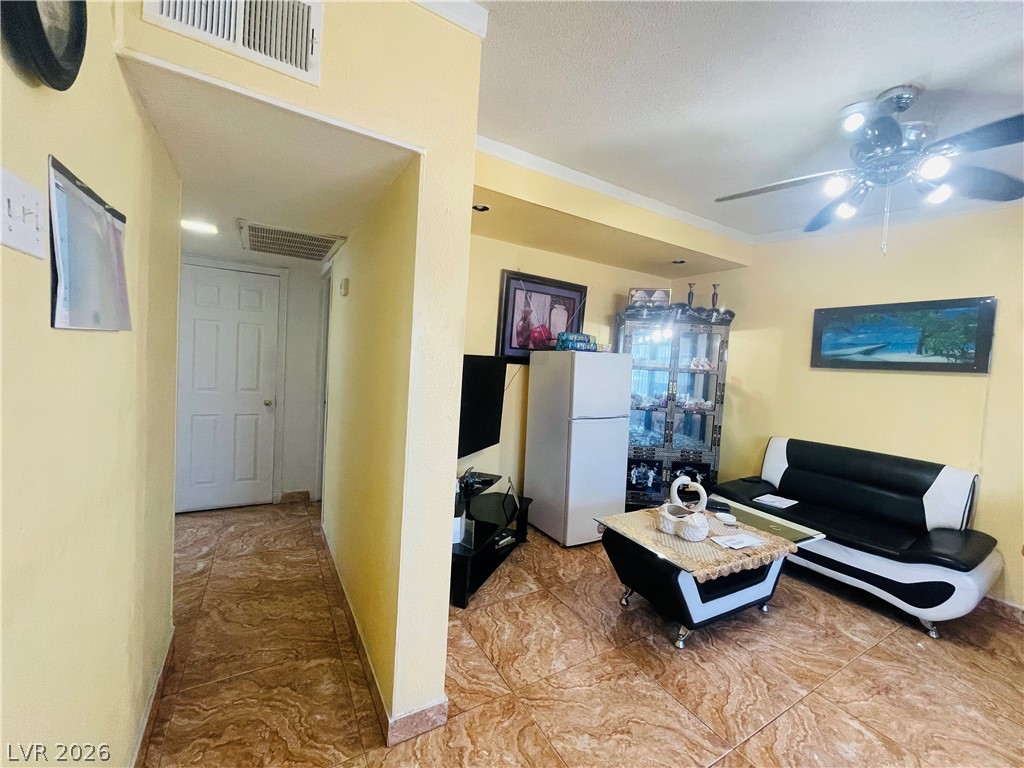 3708 Waikiki Avenue Las Vegas NV 89104