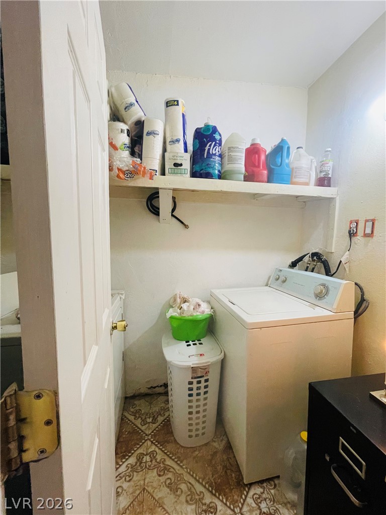 3708 Waikiki Avenue Las Vegas NV 89104
