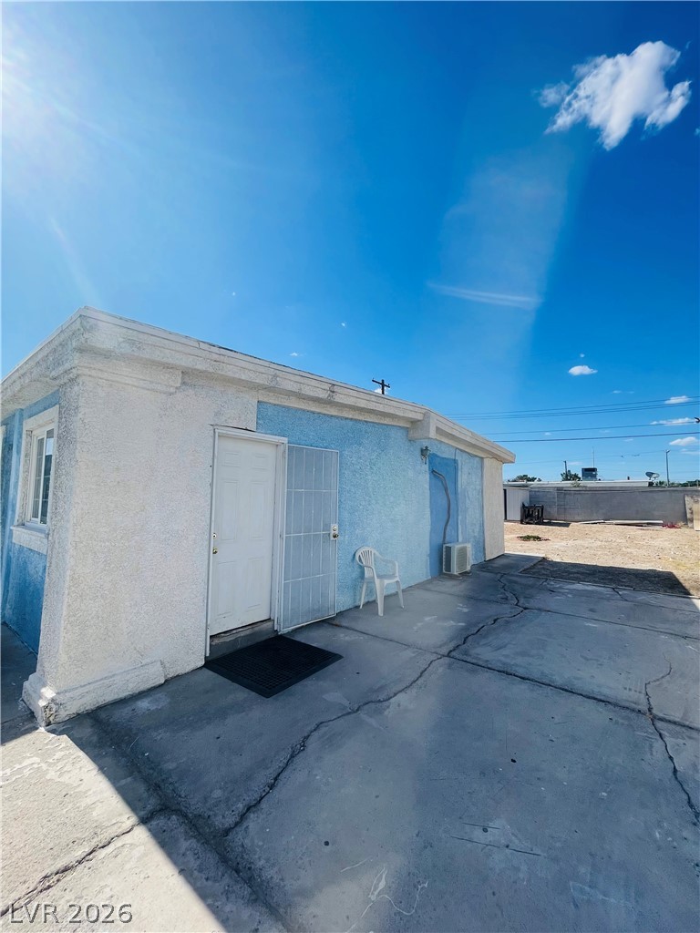 3708 Waikiki Avenue Las Vegas NV 89104