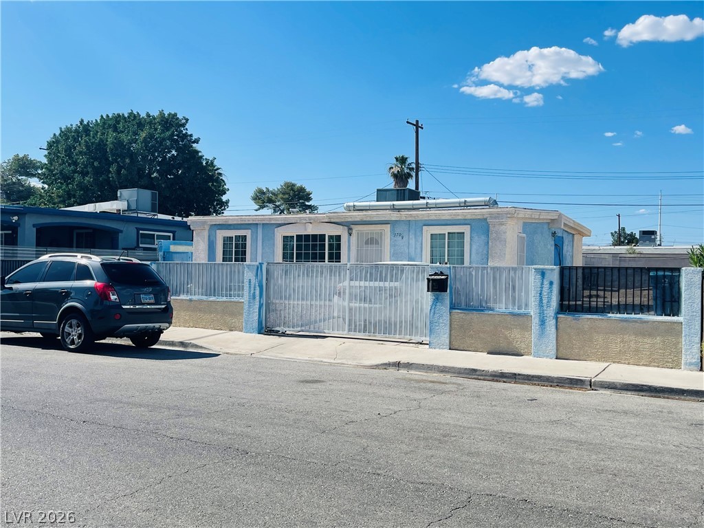 3708 Waikiki Avenue Las Vegas NV 89104