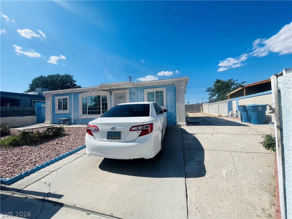 3708 Waikiki Avenue Las Vegas NV 89104
