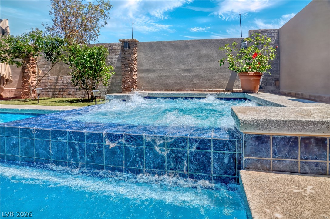 9186 Reinberg Street Las Vegas NV 89113