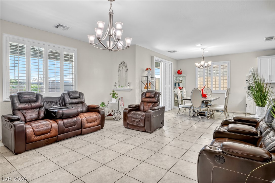 9186 Reinberg Street Las Vegas NV 89113