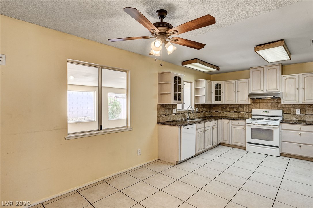 4269 El Cebra Way Las Vegas NV 89121