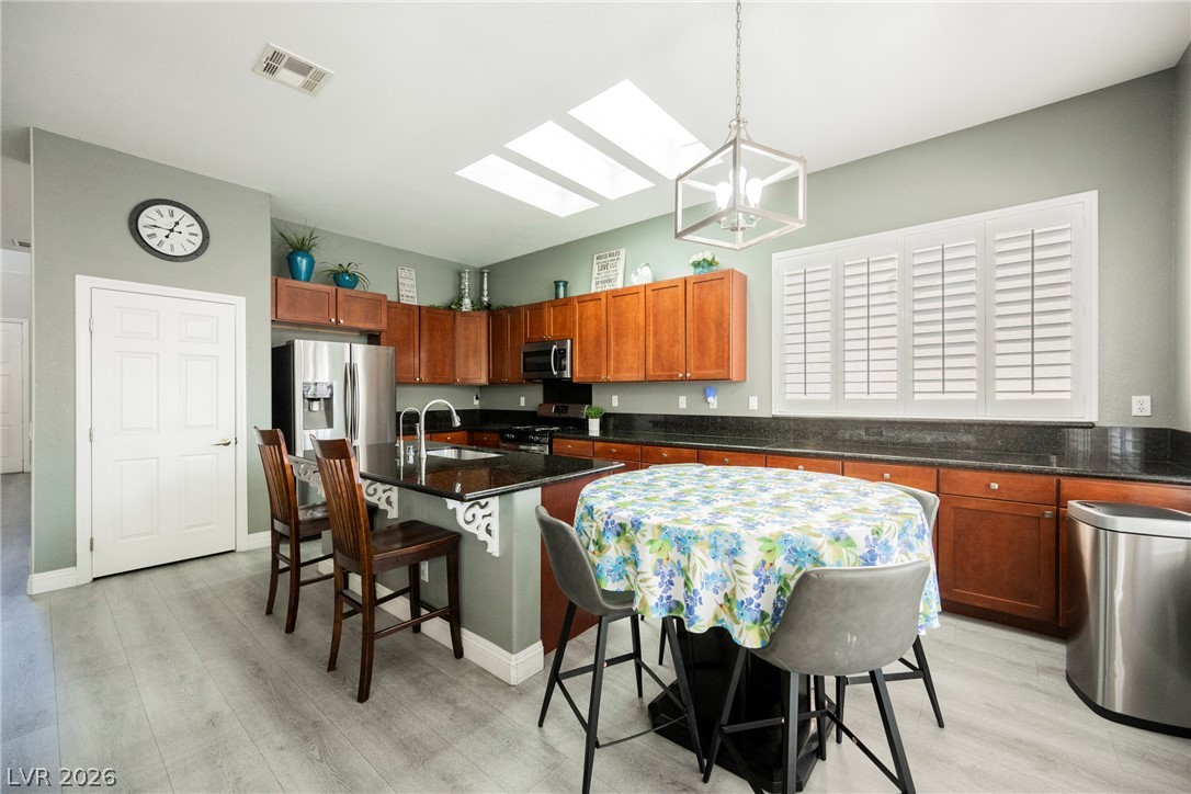 8709 Butterchurn Avenue Las Vegas NV 89143