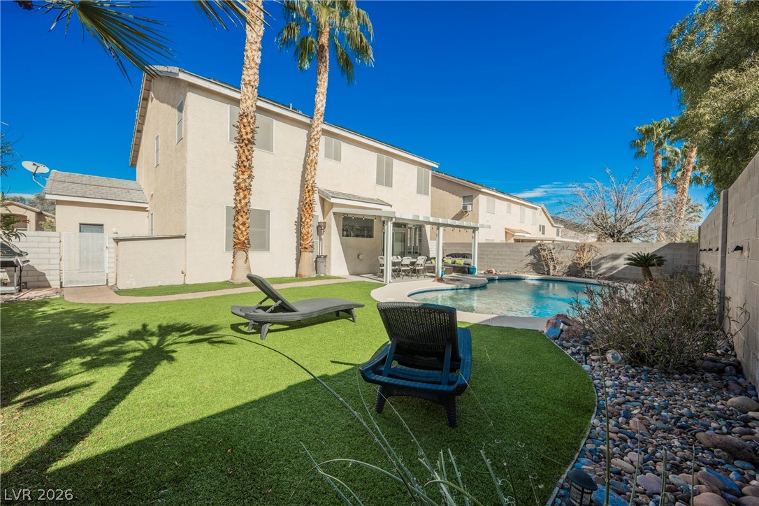 8709 Butterchurn Avenue Las Vegas NV 89143