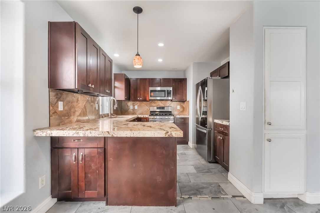 7527 Jacaranda Leaf Street Las Vegas NV 89139