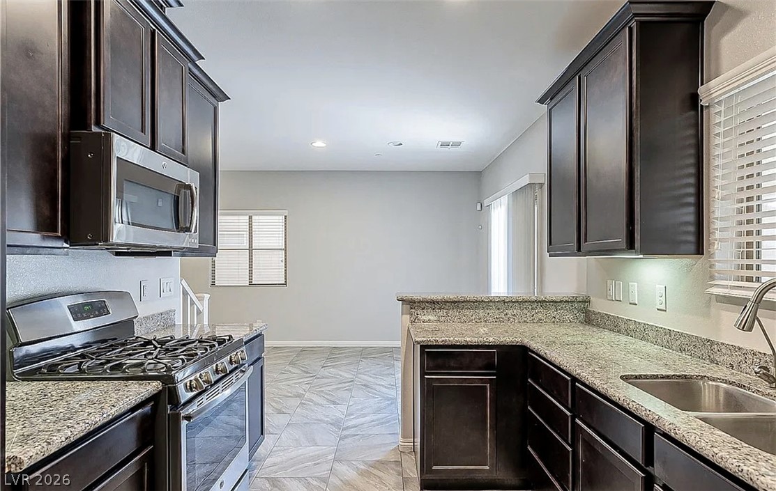 1071 Fish Pond Avenue Henderson NV 89014