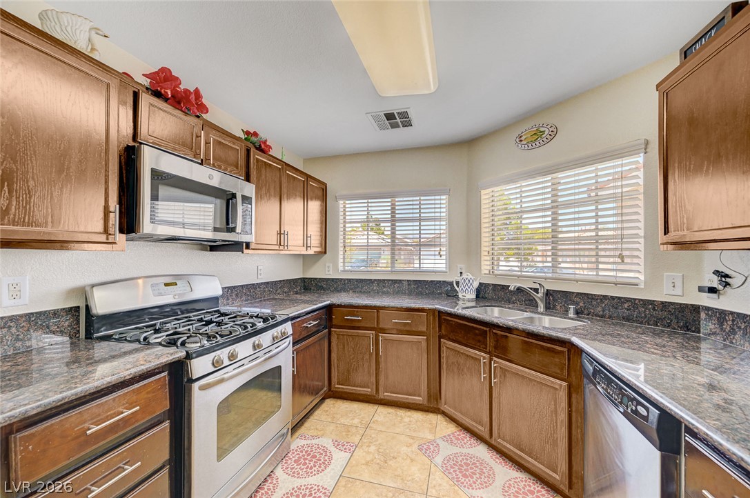 1119 Emerald Stone Avenue North Las Vegas NV 89081