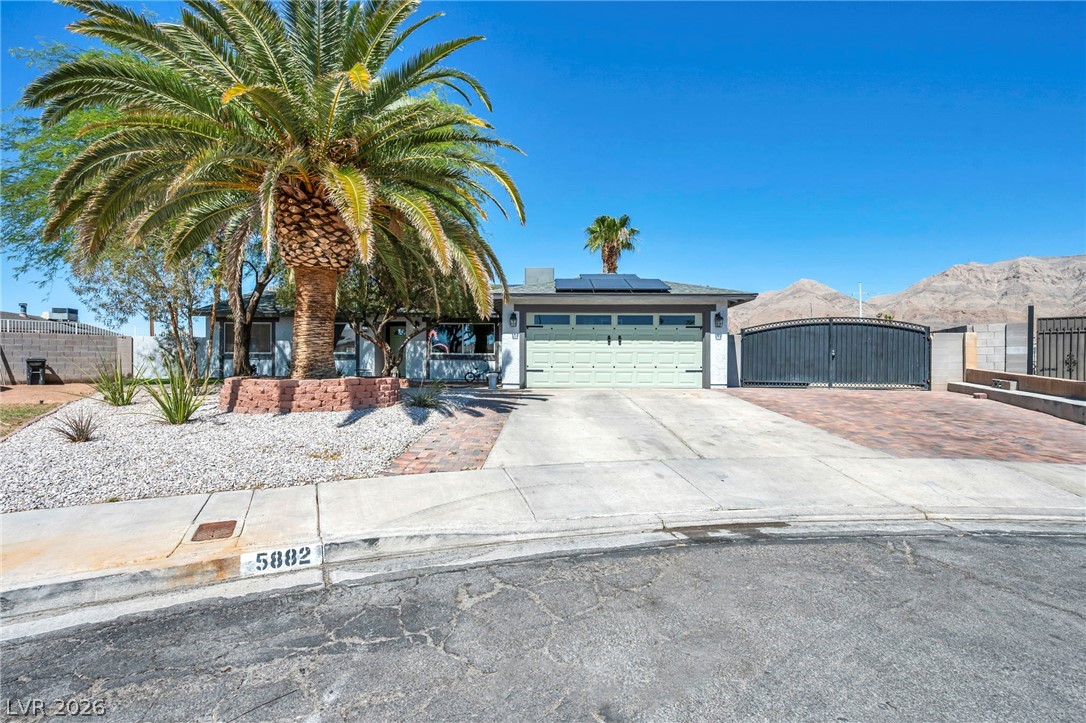 5882 Rio Tinto Way Las Vegas NV 89110