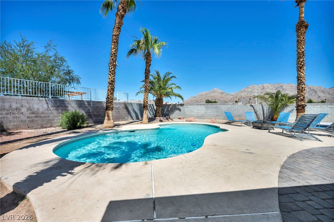 5882 Rio Tinto Way Las Vegas NV 89110