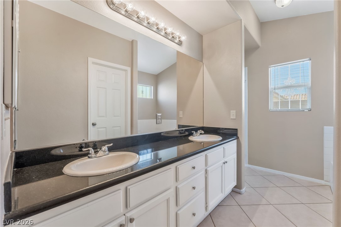5442 Iberville Street North Las Vegas NV 89031