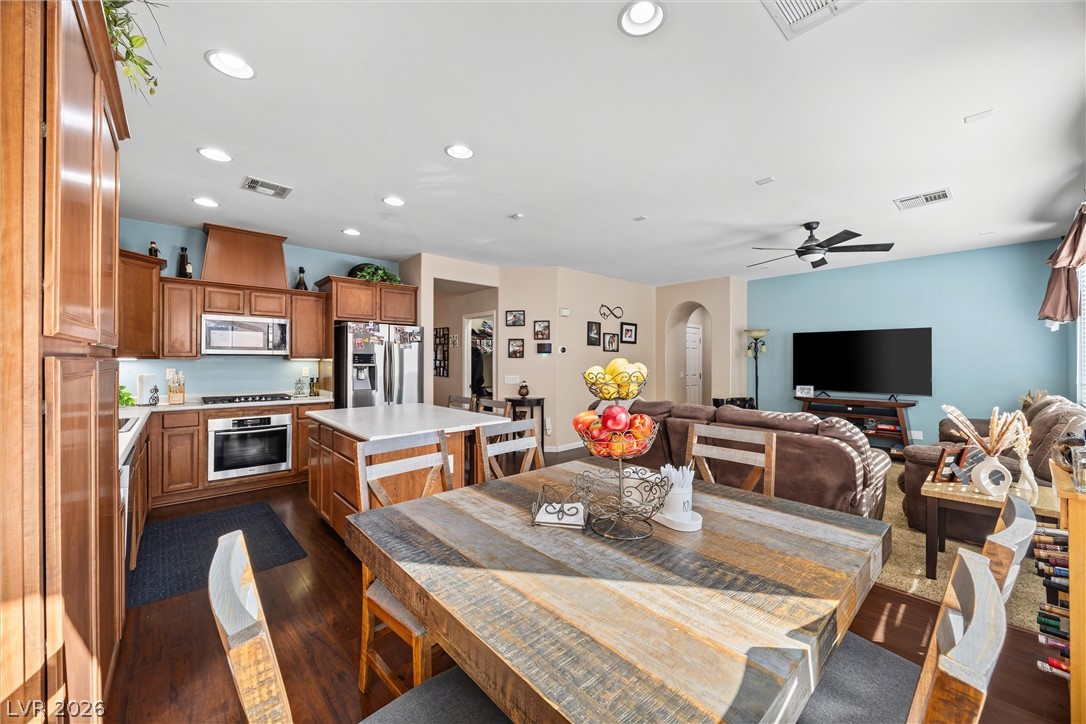 9879 Serona Heights Court Las Vegas NV 89178