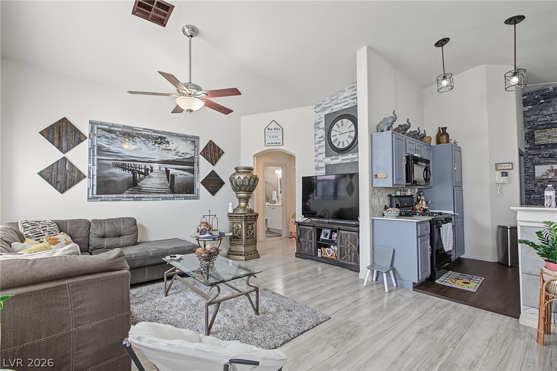 8749 Horizon Wind Avenue 101 Las Vegas NV 89178