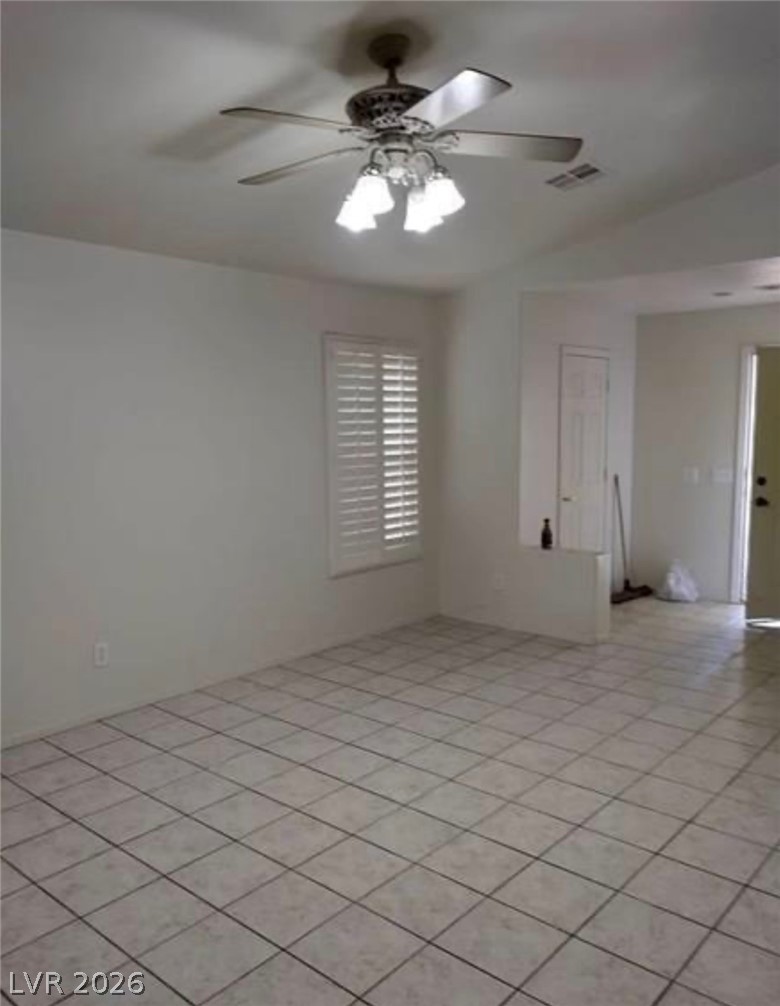 9524 Kelly Creek Avenue Las Vegas NV 89129