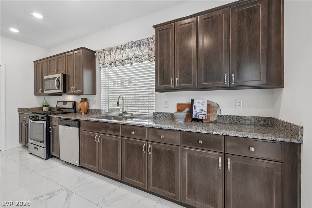 7766 Pacific Dunes Street Las Vegas NV 89139
