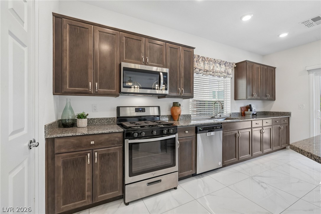 7766 Pacific Dunes Street Las Vegas NV 89139