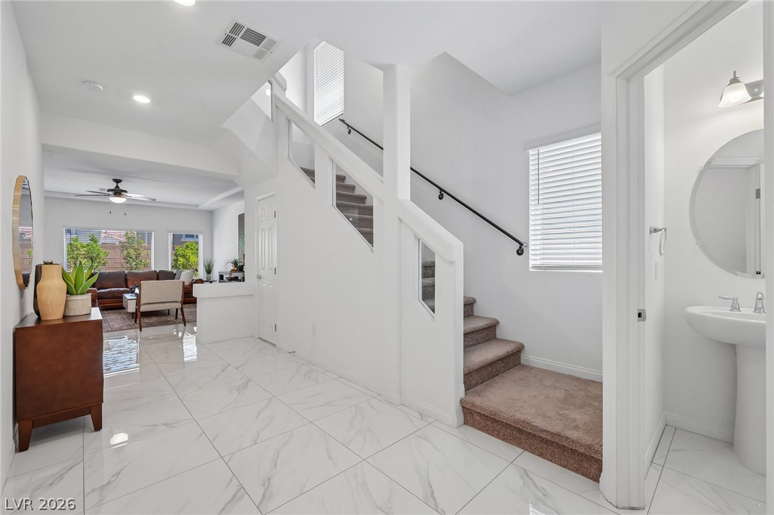7766 Pacific Dunes Street Las Vegas NV 89139