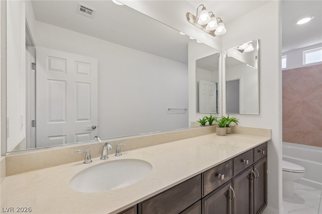 7766 Pacific Dunes Street Las Vegas NV 89139